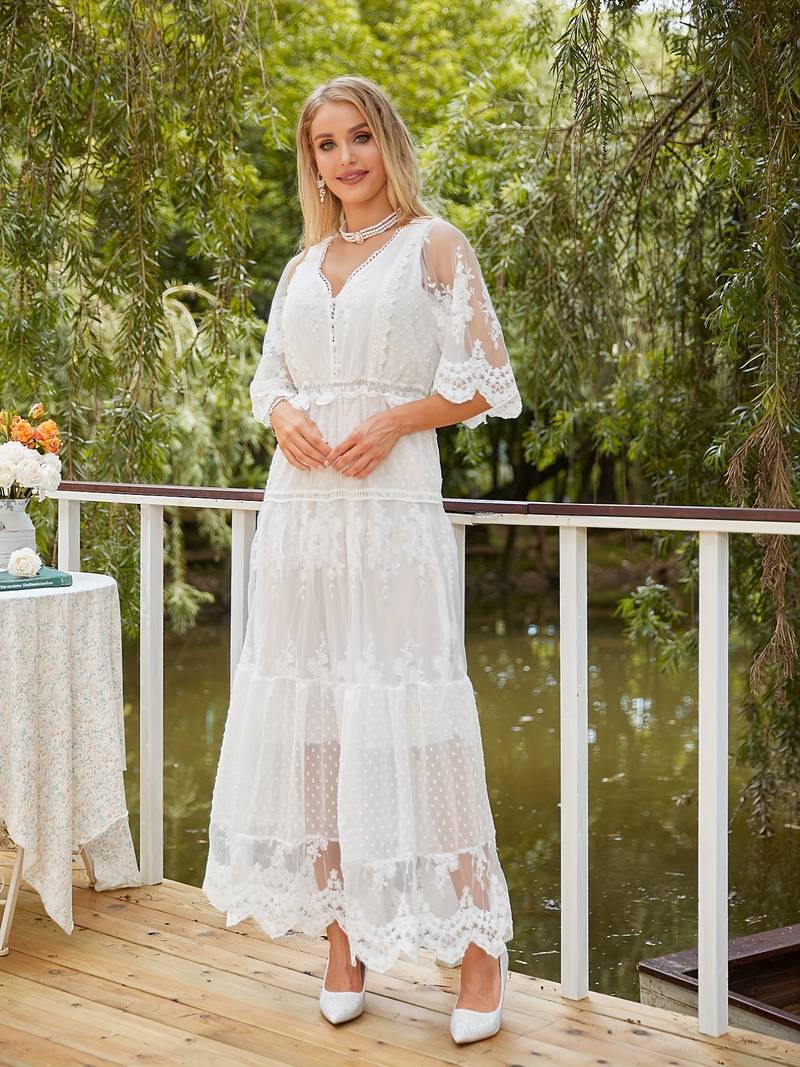 Robes Maria à dentelles