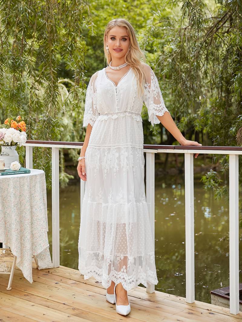 Robes Maria à dentelles